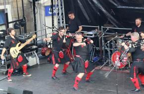 Red Hot Chilli Pipers (photo Eileen Thomas)